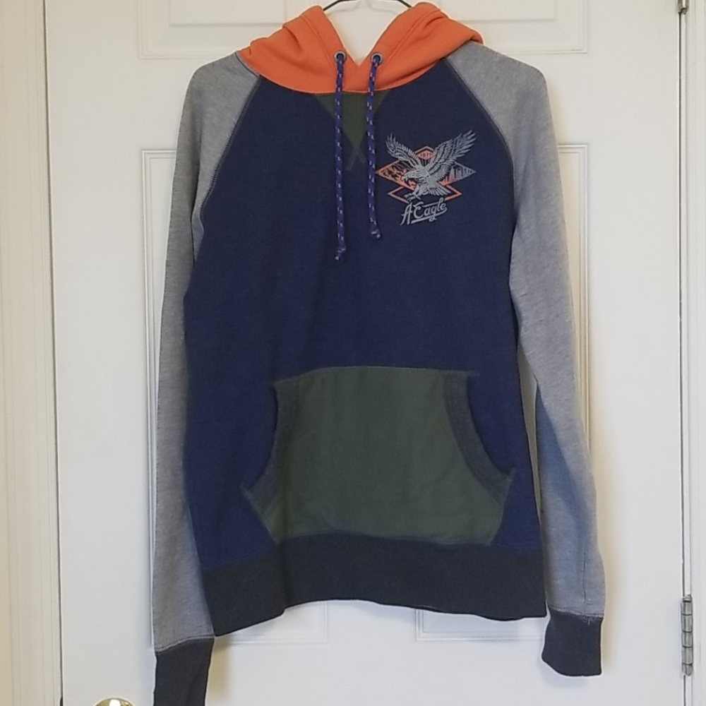 American Eagle Colorblock Hoodie 🦅